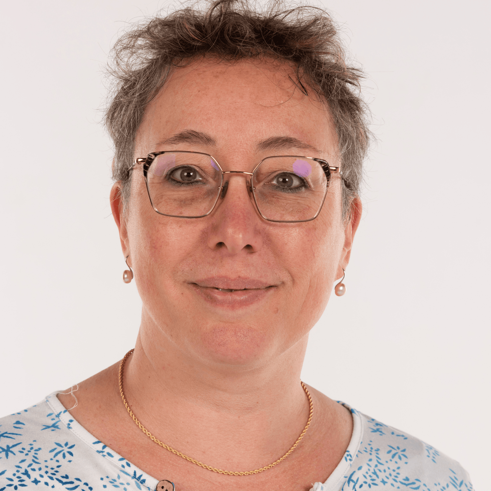 aline davant`